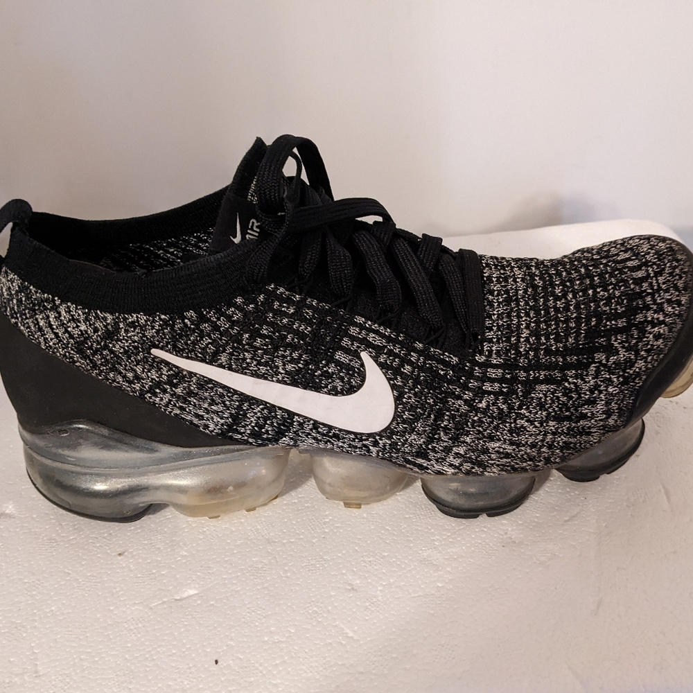 Men's Nike Vapormax Flyknit shoes